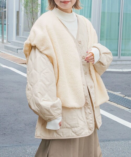 w closet(ダブルクローゼット)の「★先行予約★中綿キルティングVネックジャケット【9月中旬入荷】(ジャケット/アウター・レディース・アイボリー/Lカーキ/ブラック/ベージュチェック・FREE)」の1枚目の写真