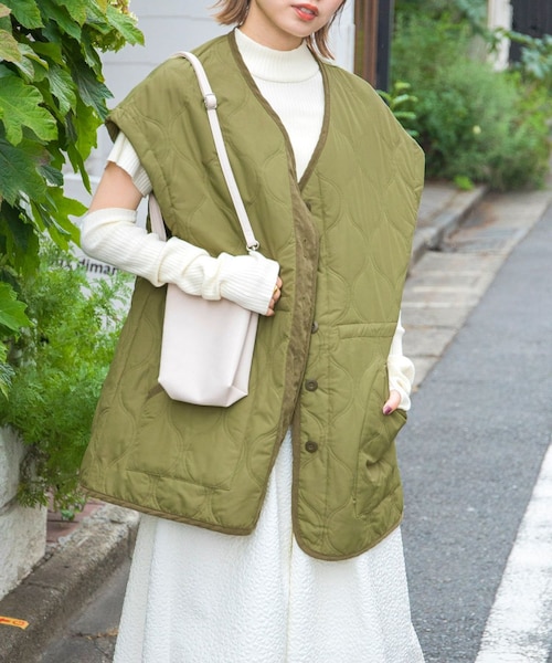 w closet(ダブルクローゼット)の「★先行予約★中綿キルティングVネックジャケット【9月中旬入荷】(ジャケット/アウター・レディース・アイボリー/Lカーキ/ブラック/ベージュチェック・FREE)」の13枚目の写真