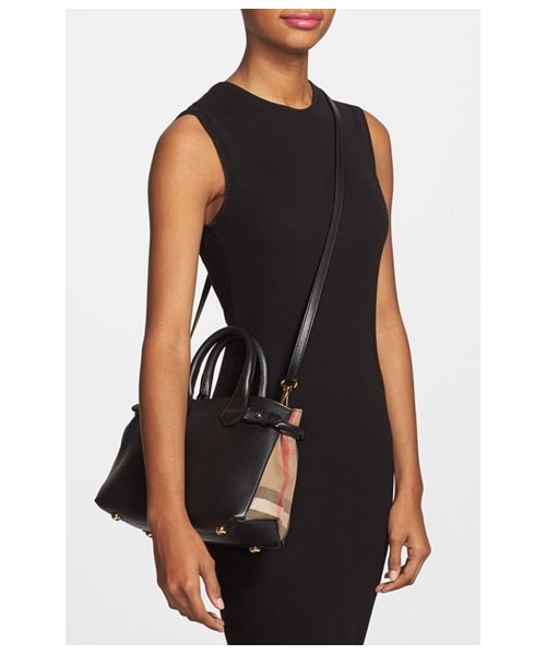 BURBERRY（バーバリー）の「Burberry 'Small Banner' House Check Leather Tote（トートバッグ・レディース・Black）」の2枚目の写真