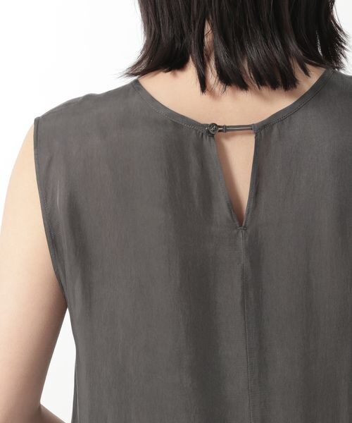 Chaos（カオス）の「バートフルフレアワンピース（ワンピース/ドレス・レディース・チャコールグレー18/モカ59・FREE）」の14枚目の写真