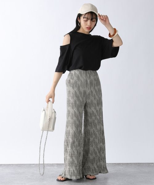JEANASIS(ジーナシス)の「ヨウリュウプリーツハイウエストワイドパンツ(パンツ・レディース・カーキ系(06)/ブラック系その他(09)/ブラウン系その他(52)/イエロー系その他(68)/グリーン系その他(76)/ブルー系その他(85)・S/M)」の22枚目の写真