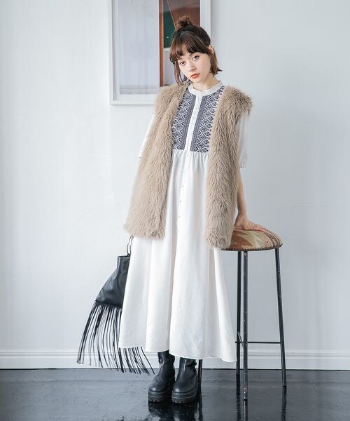 JEANASIS（ジーナシス）の「リネンライクシシュウワンピース（）」 - WEAR