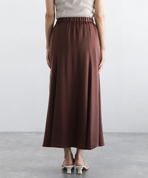 LEPSIM（レプシィム）の「セミナローロングスカート（スカート・レディース・ブラック09/グレージュ13/ブラウン58・FREE SIZE/FREE TALL）」の10枚目の写真