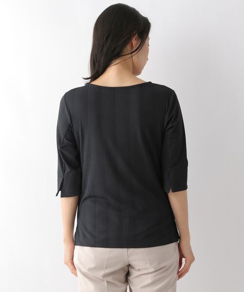 LEPSIM（レプシィム）の「ボートネックリブカットソー6分袖（トップス・レディース・オフホワイト05/ブラック09/ブラウン58・M/L）」の9枚目の写真