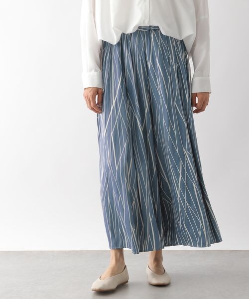 LEPSIM(レプシィム)の「アソートスカーチョ(パンツ・レディース・ブラック×ドット09/ベージュ×ドット52/ブルー×ストライプ83・FREE SIZE)」の3枚目の写真