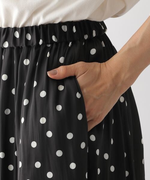 LEPSIM(レプシィム)の「アソートスカーチョ(パンツ・レディース・ブラック×ドット09/ベージュ×ドット52/ブルー×ストライプ83・FREE SIZE)」の11枚目の写真