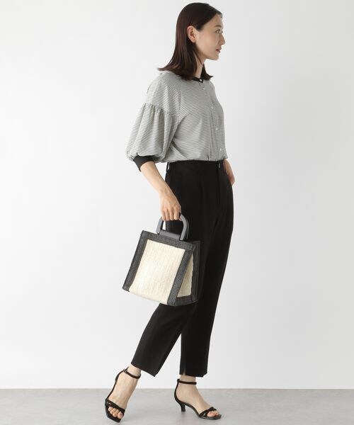 LEPSIM(レプシィム)の「スリットテーパードパンツ(パンツ・レディース・ブラック09/グレージュ51/グリーン75・M/L)」の4枚目の写真