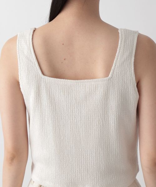 LOWRYS FARM(ローリーズファーム)の「シャーリングスクエアビスチェ(トップス・レディース・アイボリー08/ブラック09/ボルドー38/ブルー82・F)」の20枚目の写真