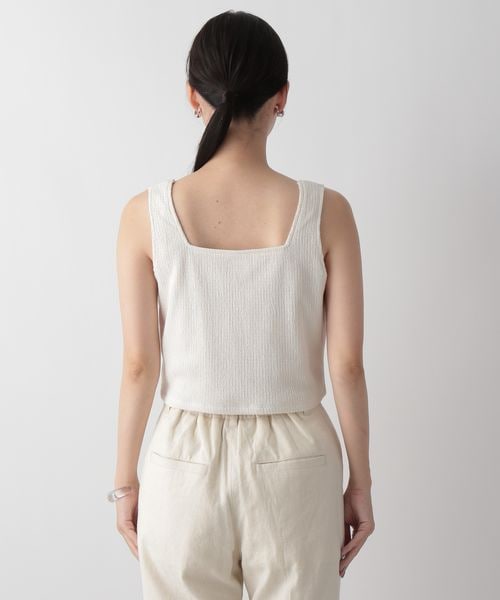 LOWRYS FARM(ローリーズファーム)の「シャーリングスクエアビスチェ(トップス・レディース・アイボリー08/ブラック09/ボルドー38/ブルー82・F)」の16枚目の写真