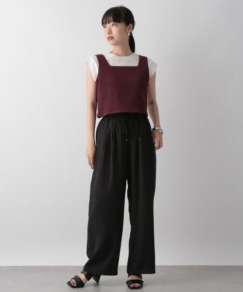 LOWRYS FARM(ローリーズファーム)の「シャーリングスクエアビスチェ(トップス・レディース・アイボリー08/ブラック09/ボルドー38/ブルー82・F)」の8枚目の写真