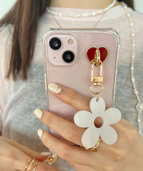 LOWRYS FARM（ローリーズファーム）の「ハートフックツキハナチャーム（ファッション雑貨・レディース・ホワイト01/ブラック09/ピンク22/ブラウン58・FREE）」の16枚目の写真