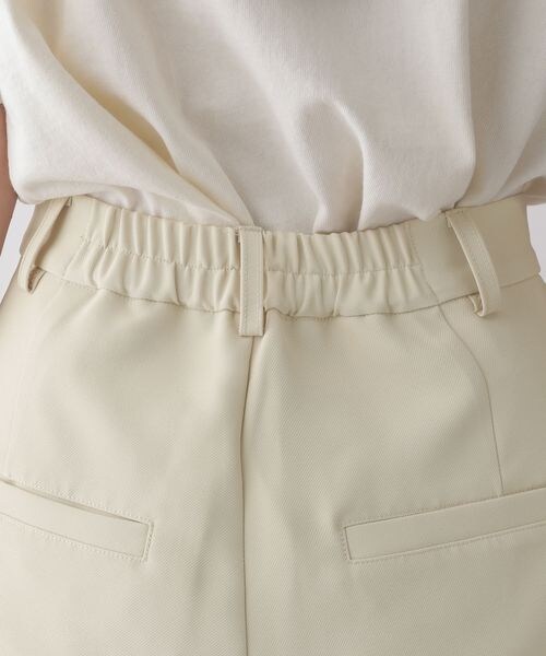 LOWRYS FARM（ローリーズファーム）の「スタイルＵＰフレアパンツ（パンツ・レディース・アイボリー08/ブラック09/レッド35/パープル95・S/M/L）」の20枚目の写真