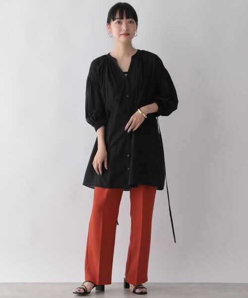 LOWRYS FARM（ローリーズファーム）の「スタイルＵＰフレアパンツ（パンツ・レディース・アイボリー08/ブラック09/レッド35/パープル95・S/M/L）」の9枚目の写真