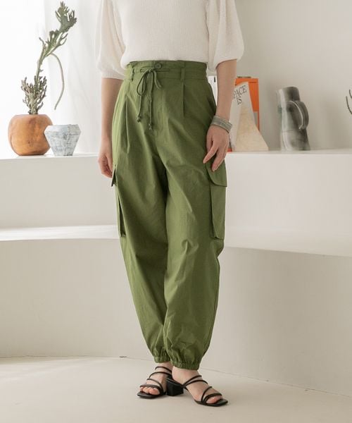 LOWRYS FARM（ローリーズファーム）の「ミリタリーサイドポケットパンツ（パンツ・レディース・オフホワイト05/ブラック09/グリーン78・F）」の3枚目の写真