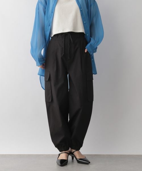 LOWRYS FARM（ローリーズファーム）の「ミリタリーサイドポケットパンツ（パンツ・レディース・オフホワイト05/ブラック09/グリーン78・F）」の2枚目の写真