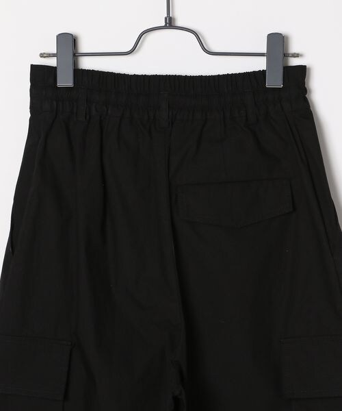 LOWRYS FARM（ローリーズファーム）の「ミリタリーサイドポケットパンツ（パンツ・レディース・オフホワイト05/ブラック09/グリーン78・F）」の18枚目の写真
