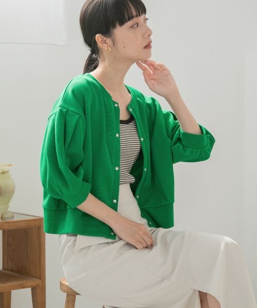 LOWRYS FARM（ローリーズファーム）の「カットカーディガン５分袖（トップス・レディース・アイボリー08/ブラック09/グレー12/グリーン75・F）」の11枚目の写真
