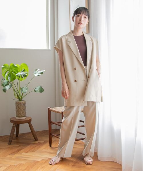 LOWRYS FARM（ローリーズファーム）の「アムンゼンベルトベスト２（ジャケット/アウター・レディース・アイボリー08/ブラック09/ブラウン・F）」の4枚目の写真