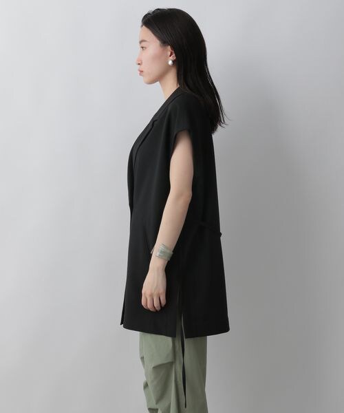 LOWRYS FARM（ローリーズファーム）の「アムンゼンベルトベスト２（ジャケット/アウター・レディース・アイボリー08/ブラック09/ブラウン・F）」の9枚目の写真