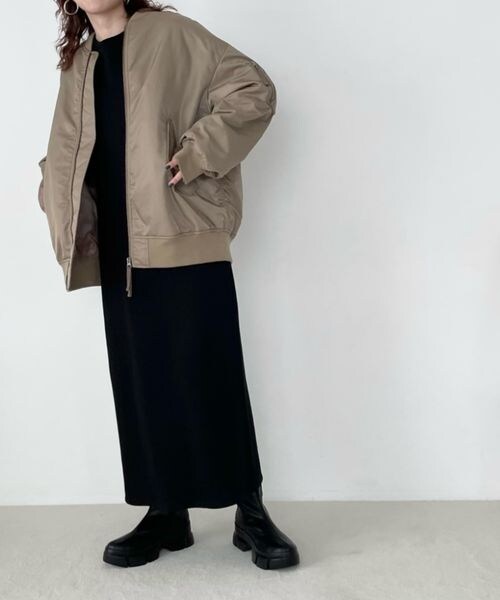 LOWRYS FARM（ローリーズファーム）の「ストレッチスニーカーブーツ（シューズ・レディース・アイボリー08/ブラック09・M(23-23.5)/L(24-24.5)）」の3枚目の写真