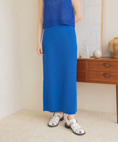 LOWRYS FARM（ローリーズファーム）の「ジオメトリック柄タイトスカート（スカート・レディース・ブラック09/ブラウン55/ブルー85・F）」の10枚目の写真