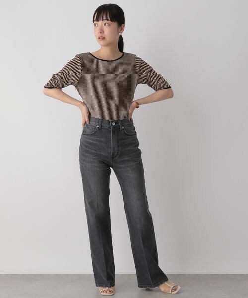 LOWRYS FARM（ローリーズファーム）の「ＣＯＮＥフレアデニムパンツ（パンツ・レディース・オフホワイト05/ブラック09/ブルー85・S/M/L）」の5枚目の写真