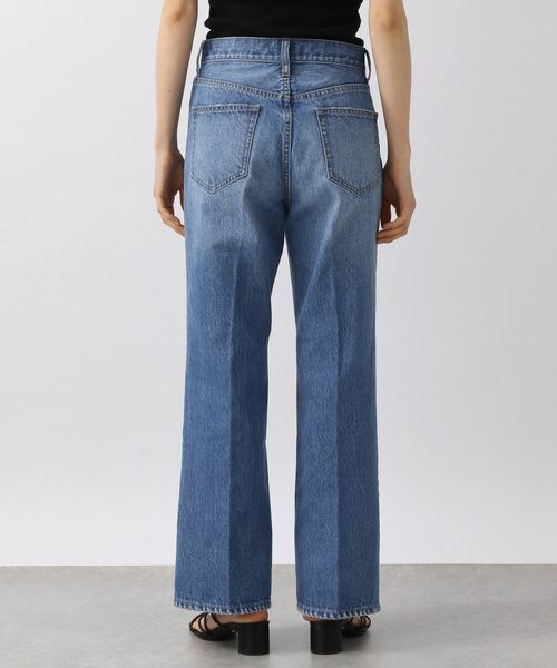 LOWRYS FARM（ローリーズファーム）の「ＣＯＮＥフレアデニムパンツ（パンツ・レディース・オフホワイト05/ブラック09/ブルー85・S/M/L）」の10枚目の写真