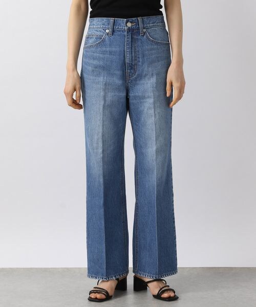 LOWRYS FARM（ローリーズファーム）の「ＣＯＮＥフレアデニムパンツ（パンツ・レディース・オフホワイト05/ブラック09/ブルー85・S/M/L）」の8枚目の写真