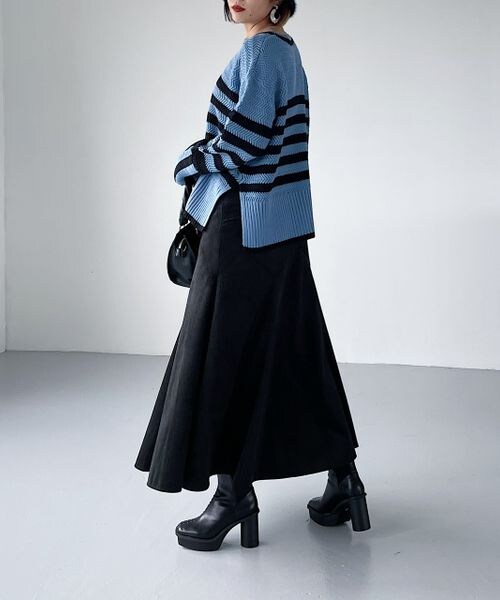 PAGEBOY（ページボーイ）の「スマートベロアエスカルゴスカート（スカート・レディース・オフホワイト05/ブラック09/エメラルド79・F）」の11枚目の写真