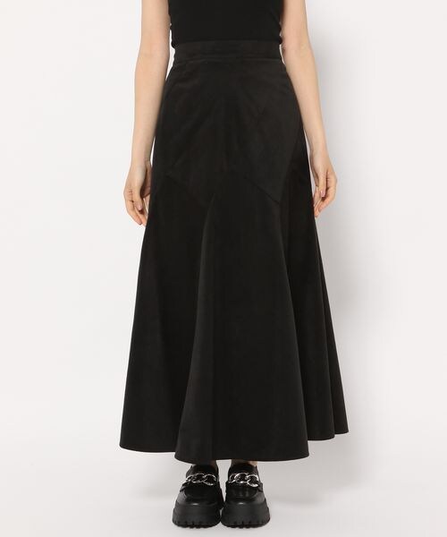 PAGEBOY（ページボーイ）の「スマートベロアエスカルゴスカート（スカート・レディース・オフホワイト05/ブラック09/エメラルド79・F）」の14枚目の写真