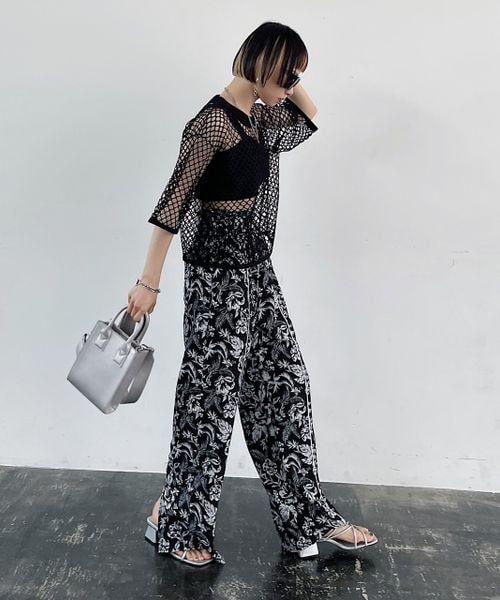 PAGEBOY（ページボーイ）の「カットメッシュプルオーバー（トップス・レディース・オフホワイト05/ブラック09/ブルー83・F）」の10枚目の写真