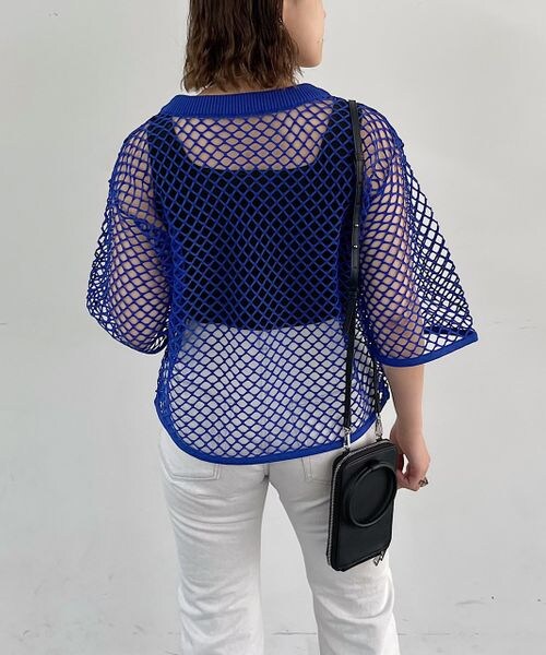 PAGEBOY（ページボーイ）の「カットメッシュプルオーバー（トップス・レディース・オフホワイト05/ブラック09/ブルー83・F）」の11枚目の写真