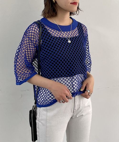 PAGEBOY（ページボーイ）の「カットメッシュプルオーバー（トップス・レディース・オフホワイト05/ブラック09/ブルー83・F）」の3枚目の写真