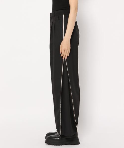 PAGEBOY（ページボーイ）の「パイピング2WAYパンツ（パンツ・レディース・ブラック09/グレージュ12・F）」の13枚目の写真