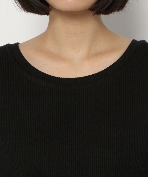 PAGEBOY(ページボーイ)の「テレコメローコンパクトTシャツ(トップス・レディース・オフホワイト05/ブラック09/グレージュ12/ロイヤルブルー83・F)」の16枚目の写真