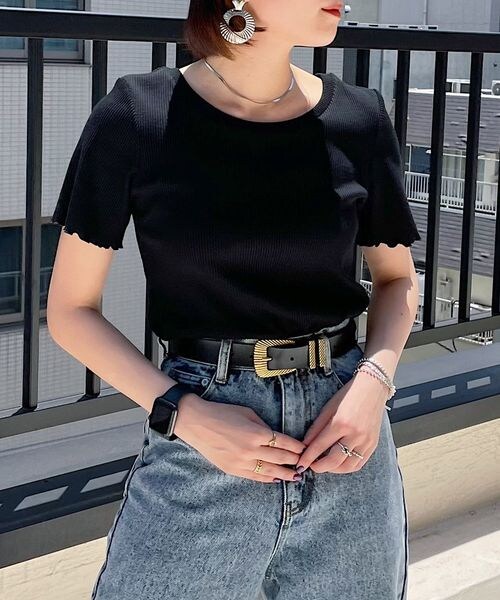 PAGEBOY(ページボーイ)の「テレコメローコンパクトTシャツ(トップス・レディース・オフホワイト05/ブラック09/グレージュ12/ロイヤルブルー83・F)」の2枚目の写真