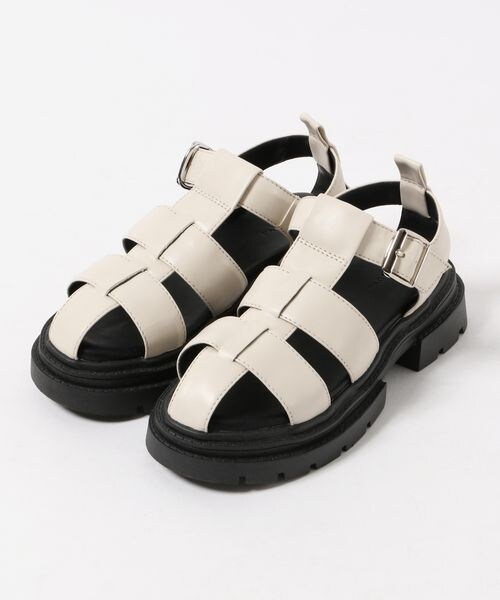 PAGEBOY（ページボーイ）の「グルカサンダル（シューズ・レディース・パイソン柄01/オフホワイト05/ブラック09・M (23.5cm)/L (24.5cm)）」の11枚目の写真