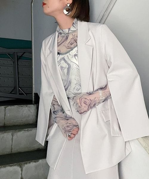 PAGEBOY（ページボーイ）の「マントスリーブジャケット（ジャケット/アウター・レディース・ブラック09/グレージュ12/ショコラ59・F）」の11枚目の写真