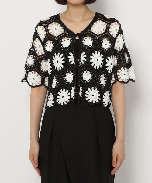 PAGEBOY(ページボーイ)の「クロシェライクショートカーディガン(トップス・レディース・ブラック09/ライム72/ブルー83・F)」の17枚目の写真