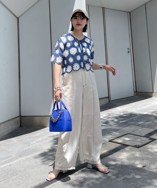 PAGEBOY(ページボーイ)の「クロシェライクショートカーディガン(トップス・レディース・ブラック09/ライム72/ブルー83・F)」の16枚目の写真