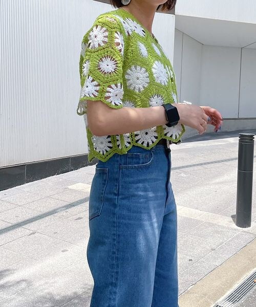 PAGEBOY(ページボーイ)の「クロシェライクショートカーディガン(トップス・レディース・ブラック09/ライム72/ブルー83・F)」の9枚目の写真