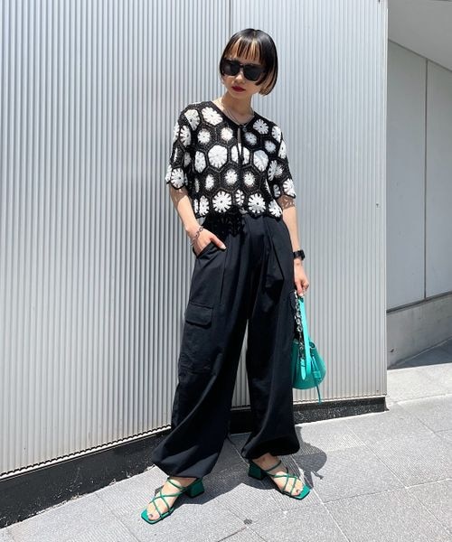 PAGEBOY(ページボーイ)の「クロシェライクショートカーディガン(トップス・レディース・ブラック09/ライム72/ブルー83・F)」の6枚目の写真