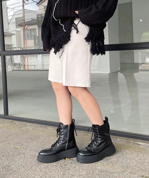 PAGEBOY(ページボーイ)の「ミドルトラウザーパンツ(パンツ・レディース・ブラック09/グレージュ12/ショコラ59・F)」の7枚目の写真