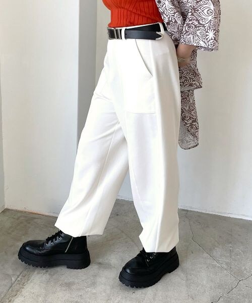 PAGEBOY(ページボーイ)の「スエットワークパンツ(パンツ・レディース・オフホワイト05/ブラック09/杢グレー15・F)」の4枚目の写真