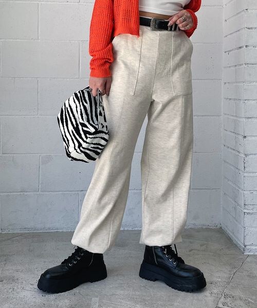 PAGEBOY(ページボーイ)の「スエットワークパンツ(パンツ・レディース・オフホワイト05/ブラック09/杢グレー15・F)」の3枚目の写真