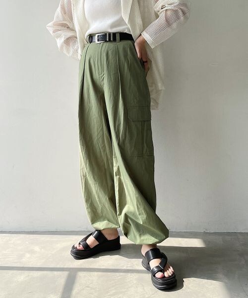 PAGEBOY（ページボーイ）の「イージーカーゴパンツ（パンツ・レディース・オフホワイト05/ブラック09/カーキ78・F）」の3枚目の写真
