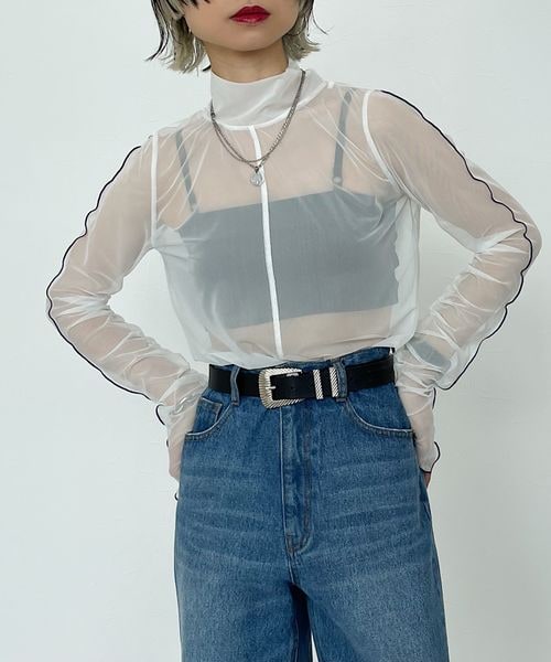 PAGEBOY（ページボーイ）の「シアーギャザータートル（トップス・レディース・マーブル柄01/オフホワイト05/ブラック09/ピンク28/ブルー83・F）」の2枚目の写真