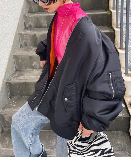 PAGEBOY（ページボーイ）の「ルーズMA-1（ジャケット/アウター・レディース・オフホワイト05/ブラック09/カーキ78・【WEB限定サイズ】S/F）」の2枚目の写真