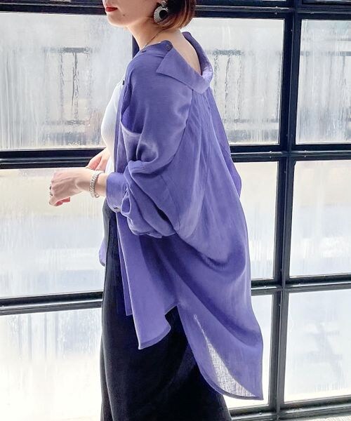 PAGEBOY(ページボーイ)の「楊柳シアーBIGシャツ(トップス・レディース・オフホワイト05/ブラック09/グレージュ12/ロイヤルブルー83・F)」の20枚目の写真