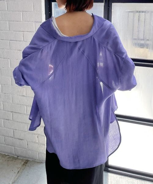 PAGEBOY(ページボーイ)の「楊柳シアーBIGシャツ(トップス・レディース・オフホワイト05/ブラック09/グレージュ12/ロイヤルブルー83・F)」の21枚目の写真